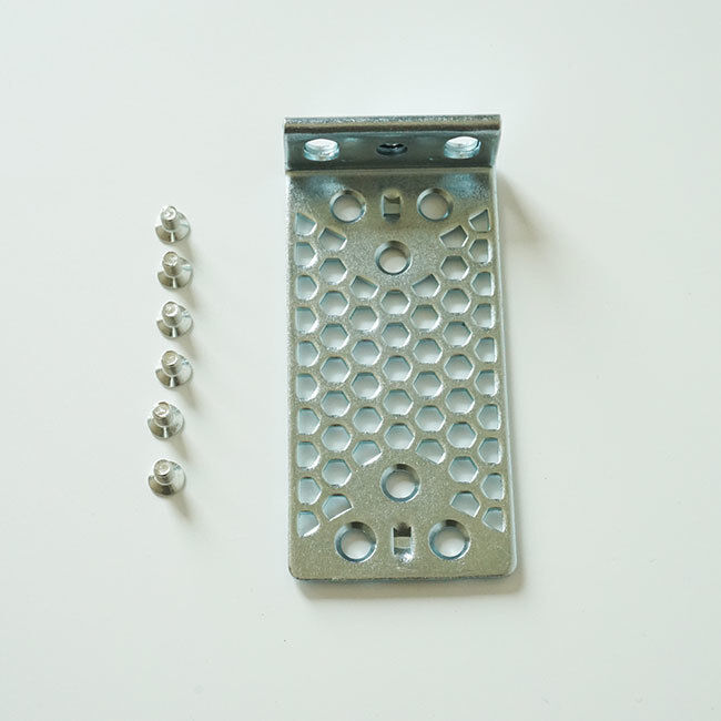 Zestaw wsporników montażowych C3850-RACK-19 do przełącznika Cisco Catalyst 1000, zestaw do montażu w szafie rack