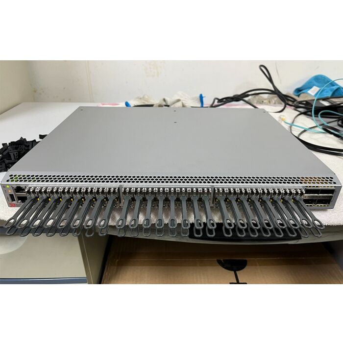 BR-G620-24-32G-R Brocade G620 Switch with 24 x 32Gb Fibre Channel SFP+ ports FOS9.1  FOS9.2