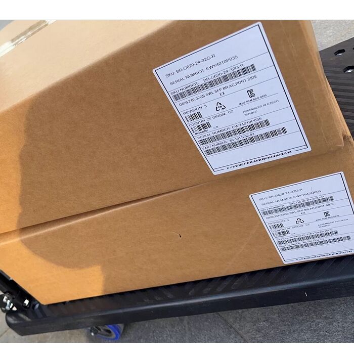 BR-G620-24-32G-R Brocade G620 Switch with 24 x 32Gb Fibre Channel SFP+ ports FOS9.1  FOS9.2